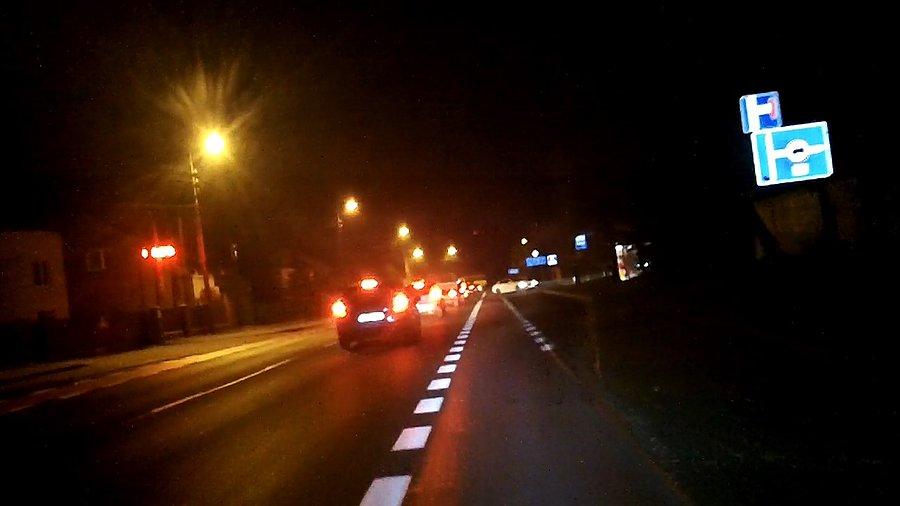 Szkoda, że nie byłem nieco bliżej, gość jechał samochodem dobre kilkadziesiąt metrów po DDR pod prąd, po czym skręcił w ul Koszykową