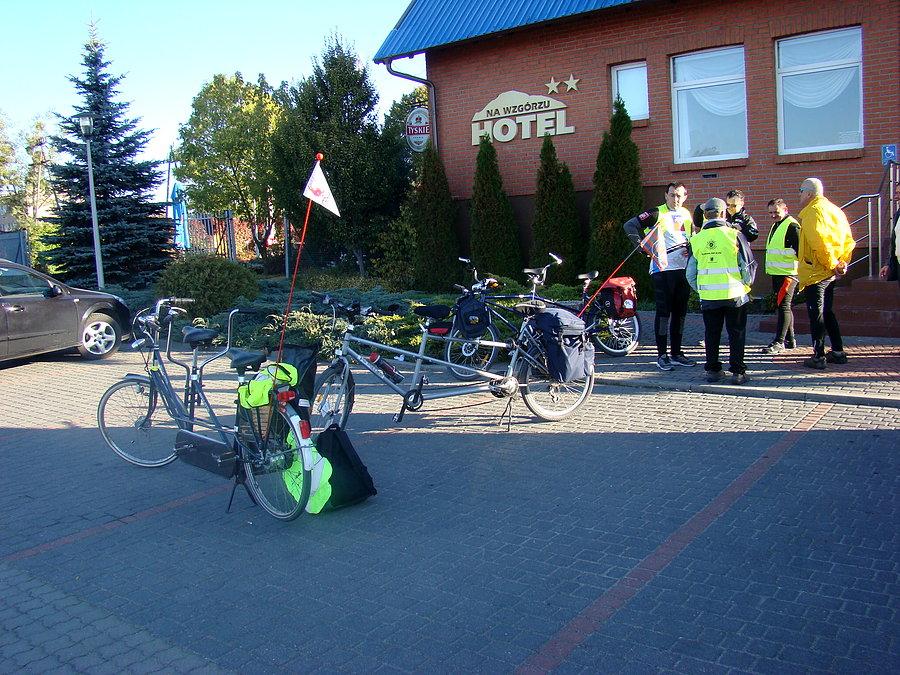 Rajd Gdynia Toruń z Fundacją NNT. Dzień trzeci.Wypakujemy tandemy i pakujemy bagaże