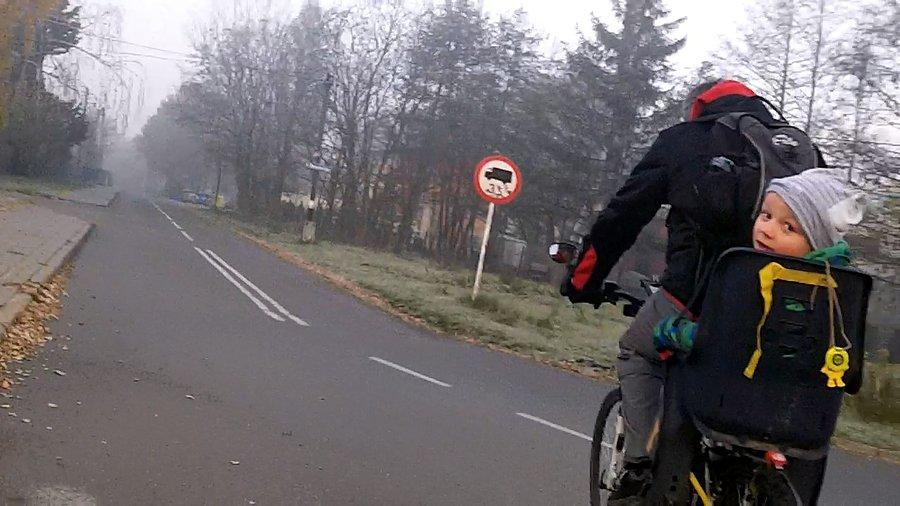 Cześć, jadę do przedszkola :)