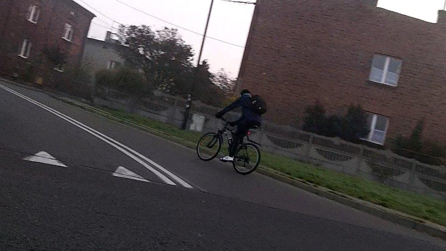 Rowerzysta... więc nie tylko ja jestem w trasie