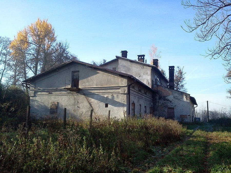 Dawny dwór w Bażanowicach
