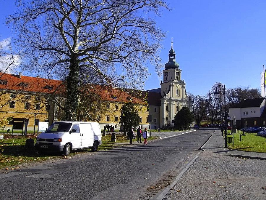 Pocysterski Zespół Klasztorno-Pałacowy