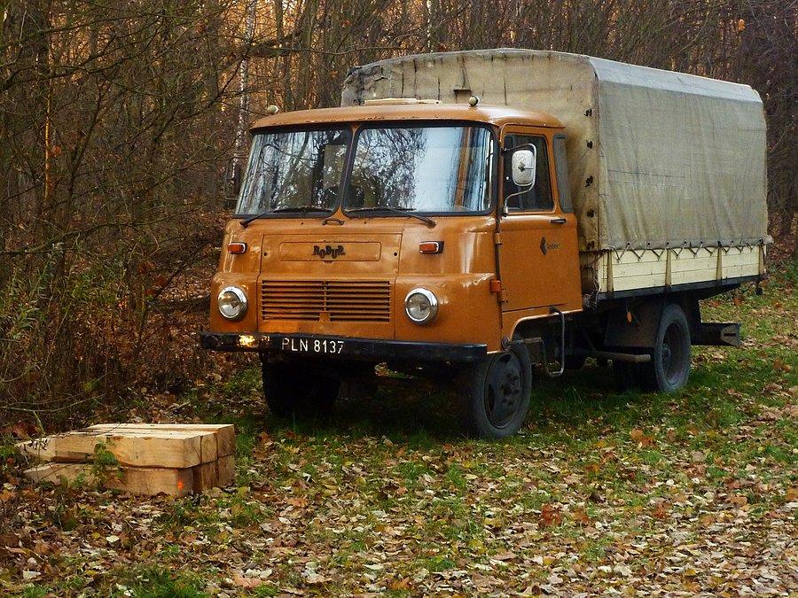 Robur LO 2002 w Zaborowie Leśnym KPN