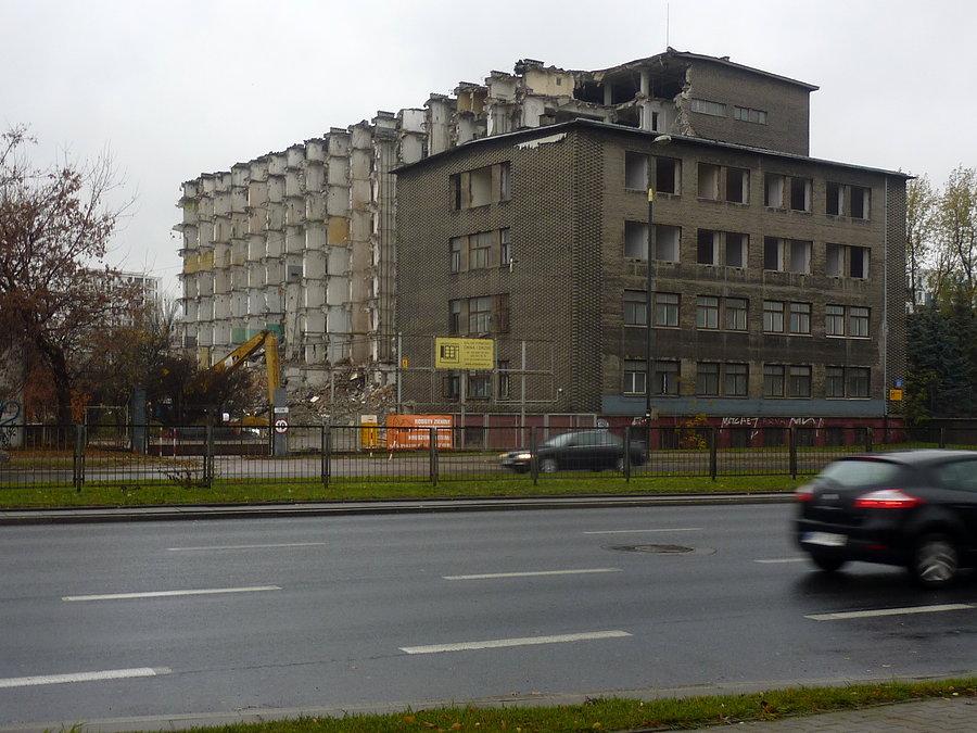 Wyburzają. Prymasa Tysiąclecia