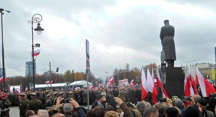 Złożenie wieńców przez Parę Prezydencką