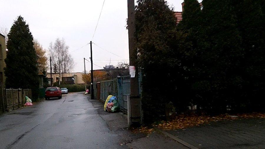 Dzisiaj chyba odbierają śmieci ;P