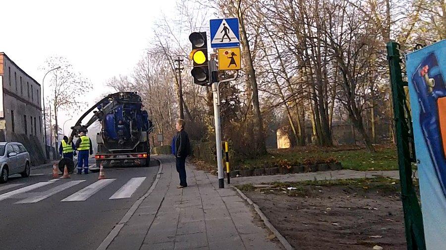 Jeden pas wyłączony - Gliwice ul Sikorskiego