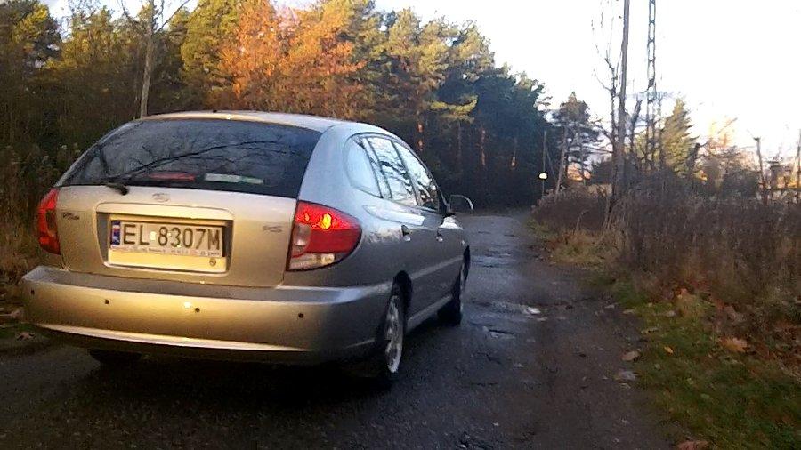 Na Bałtyckiej kobieta pomimo znaku ustąp pierwszeństwa i stop... nie patrząc wyjechała mi pod koła z podporządkowanej