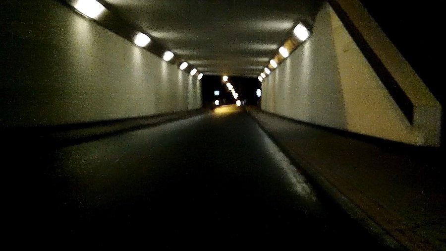 Tunel pod DTŚką