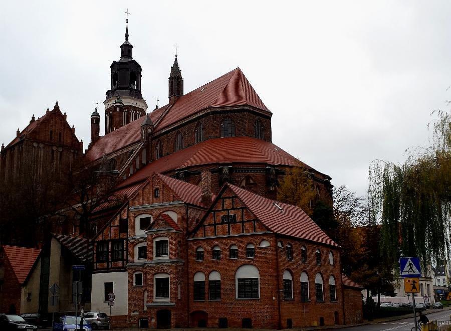 Kolegiata Najświętszej Marii Panny Królowej Świata w Stargardzie