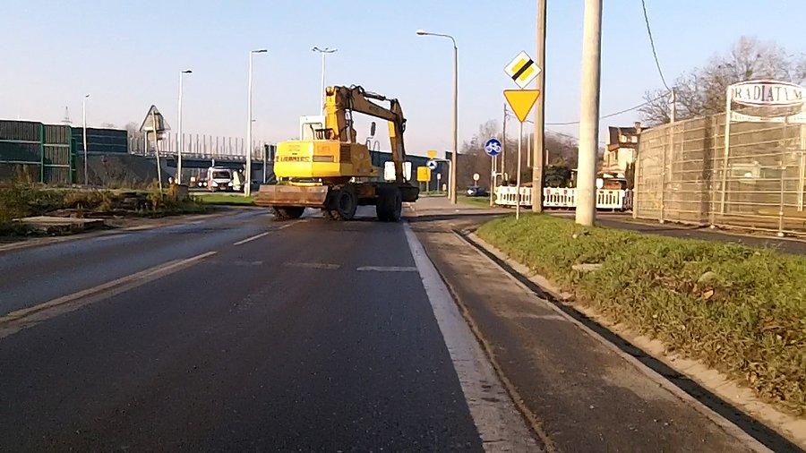 Dzisiaj nawet koparka mi nie przeszkadza... mogę jechać wolno