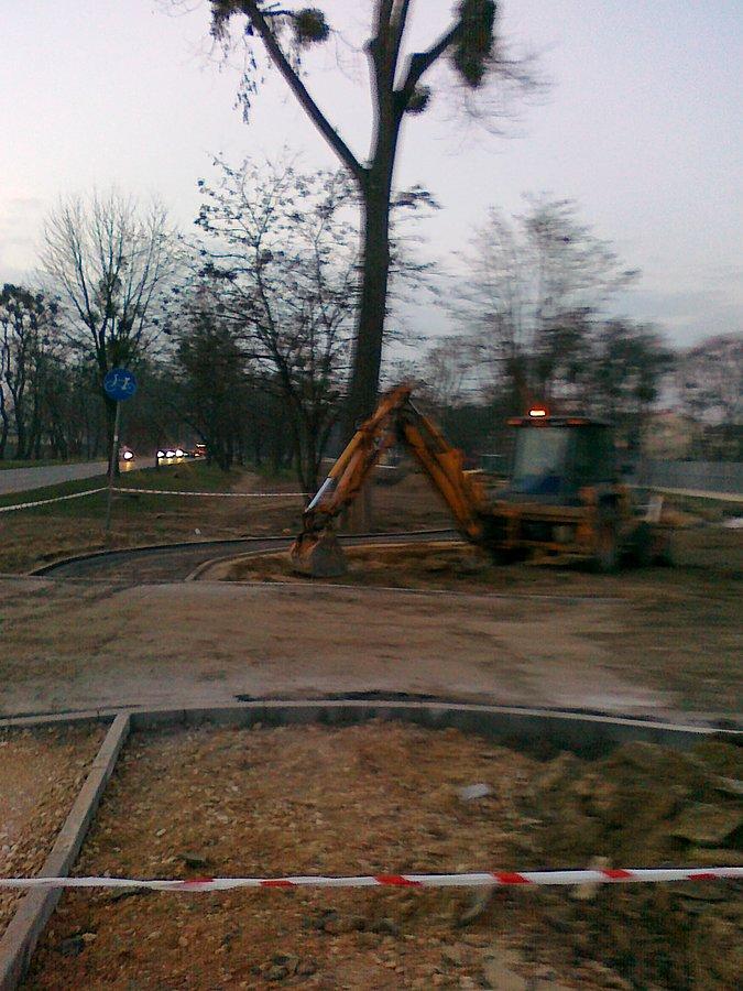 Tu jeszcze trwa budowa