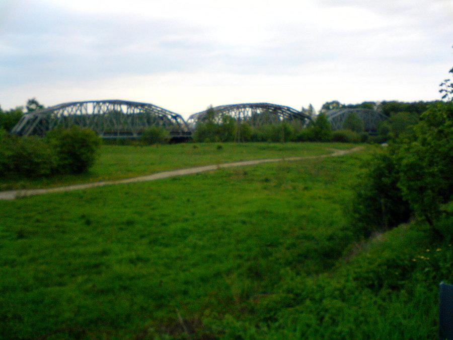 Most kolejowy w Zatorze