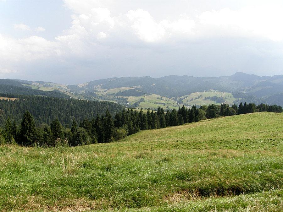 Gdzieś tam, na wschodzie jest burza. Na szczęście jadę w drugą stronę