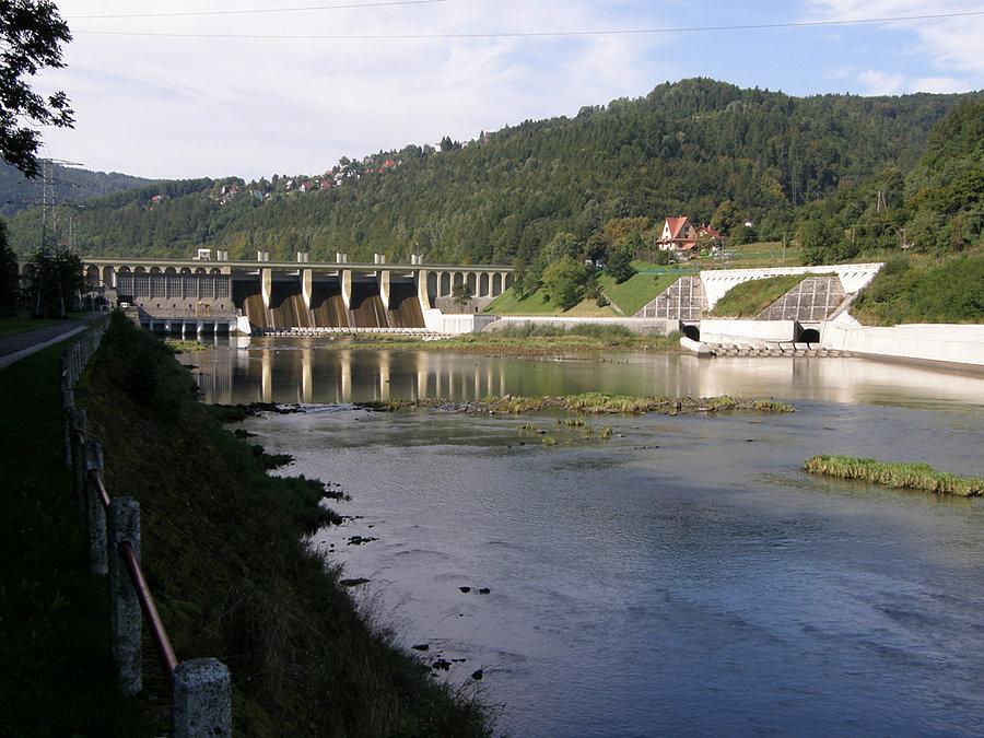Zapora w Porąbce
