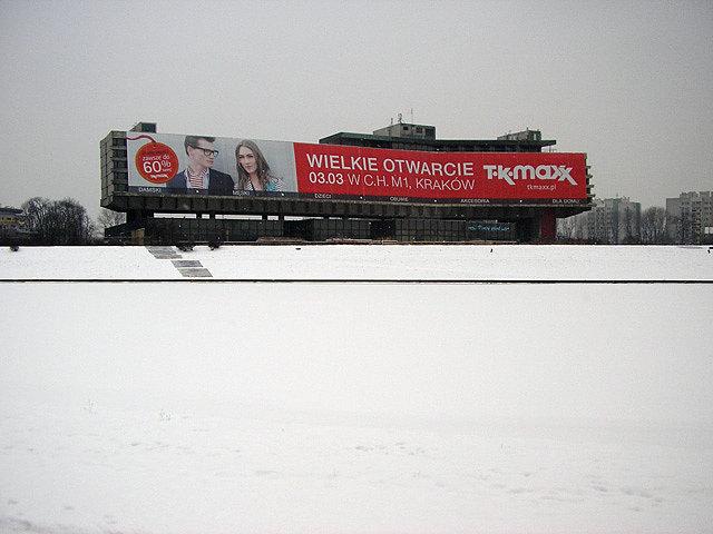 Największy w Krakowie billboard - czyli nieczynny Hotel Forum