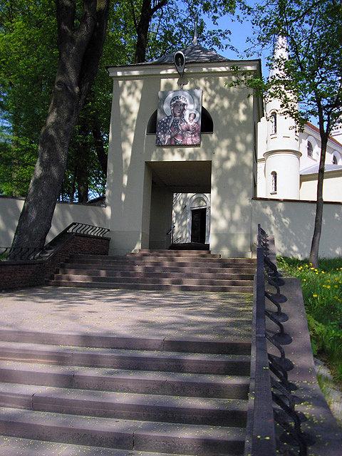Pod tym kościołem miałem piknik
