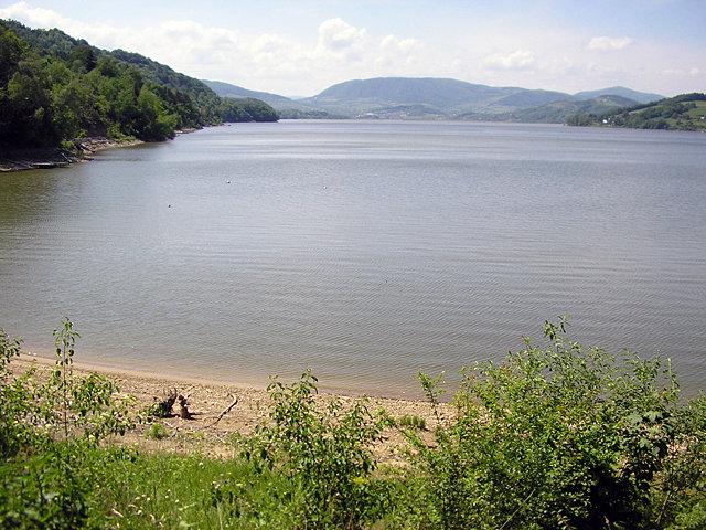 Jezioro Rożnowskie