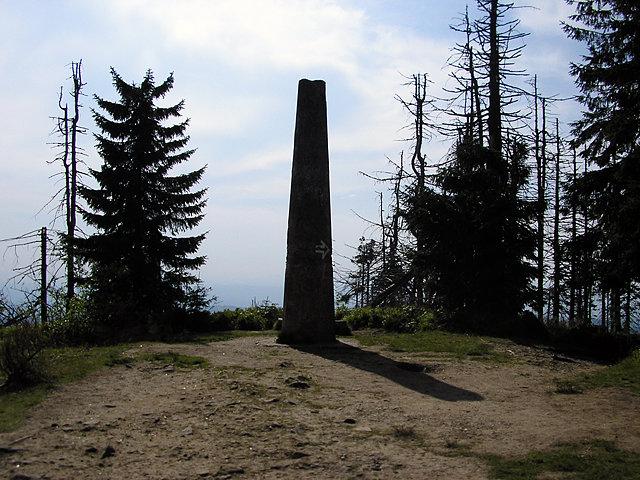 Obelisk na szczycie Turbacza