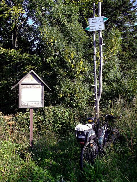 Przełęcz Ostra-Cichoń (812 m n.p.m.)