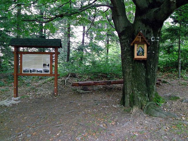 Kapliczka na Lubomirze