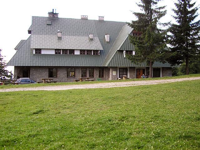 Schronisko na Przehybie (1175 m n.p.m.)