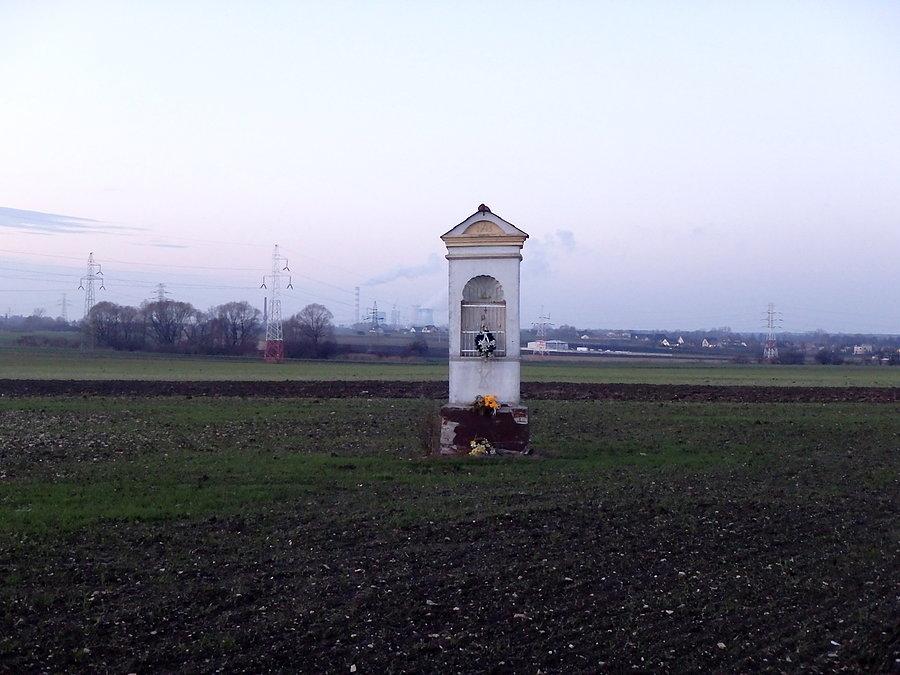 Opole. Dawne i nowsze lata. Kapliczka przy ul. Luboszyckiej