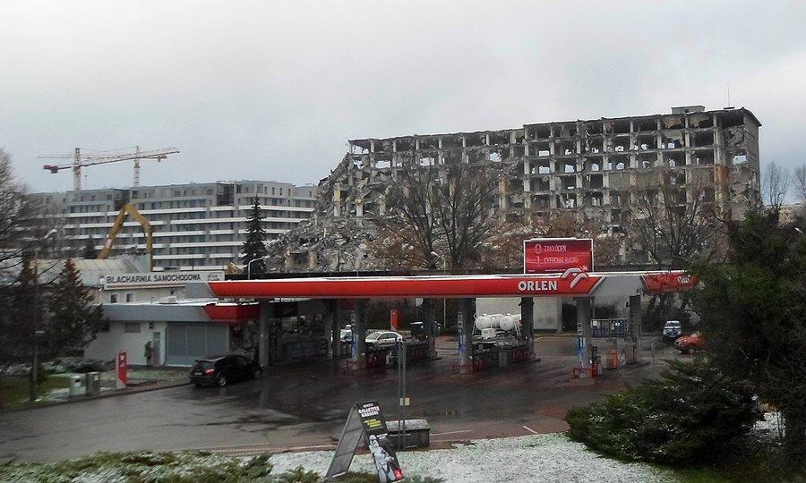 Rozbiórka magazynów i biur b. SPHW