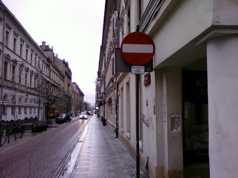 Kontraruch na 6 Sierpnia