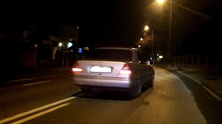 Znów na podwójnej ciągłej