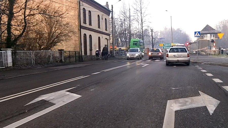 Zamknięty przejazd na Wirku