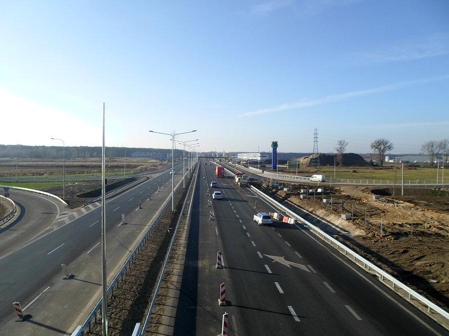 Widok na tureckie CH Maximus i włoskie CH Centrum Mody w Nadarzynie