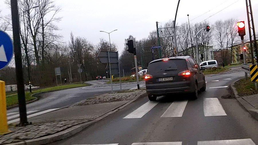 Kolejny mistrz... również Zabrze...i ponownie już chwilę paliło się czerwone, jechał tramwaj