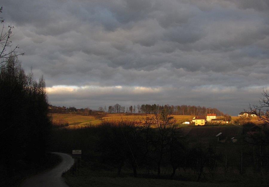 Chmurki o zachodzie