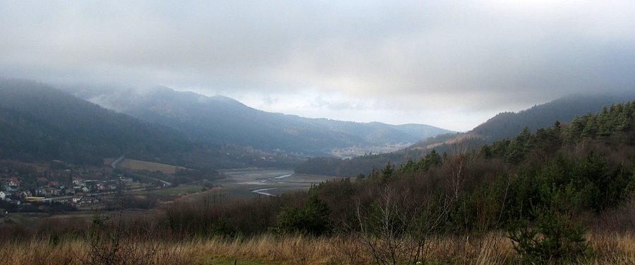 Dolina Ropy prawie jak 40 lat temu: bez jeziora