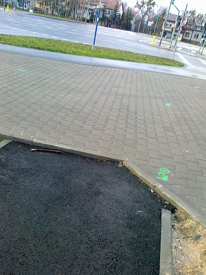 A taki jest koniec, żeby za dobrze nie było. Może trzeba się ocknąć przed wyjazdemj na Powstańców