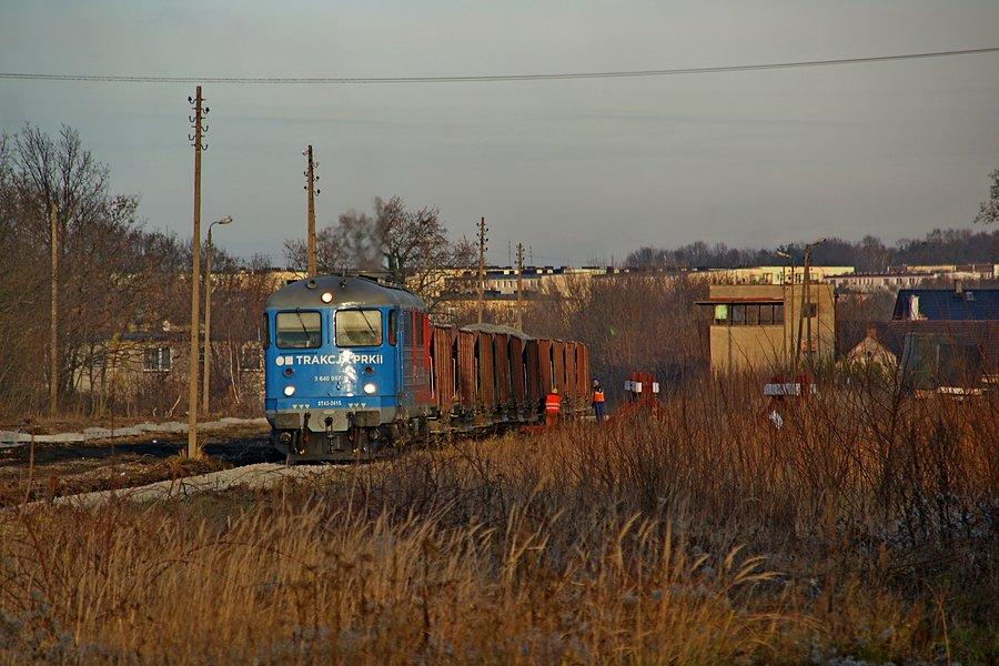 St43-2415 podczas rozładunku kamyka