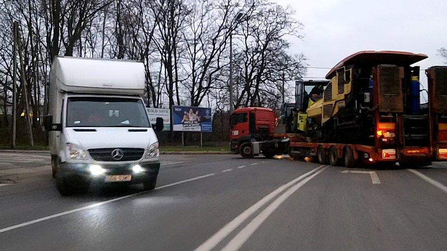 Mam dziwne wrażenie, że jadą z tym na Bielszowicką by dalej ją remontować