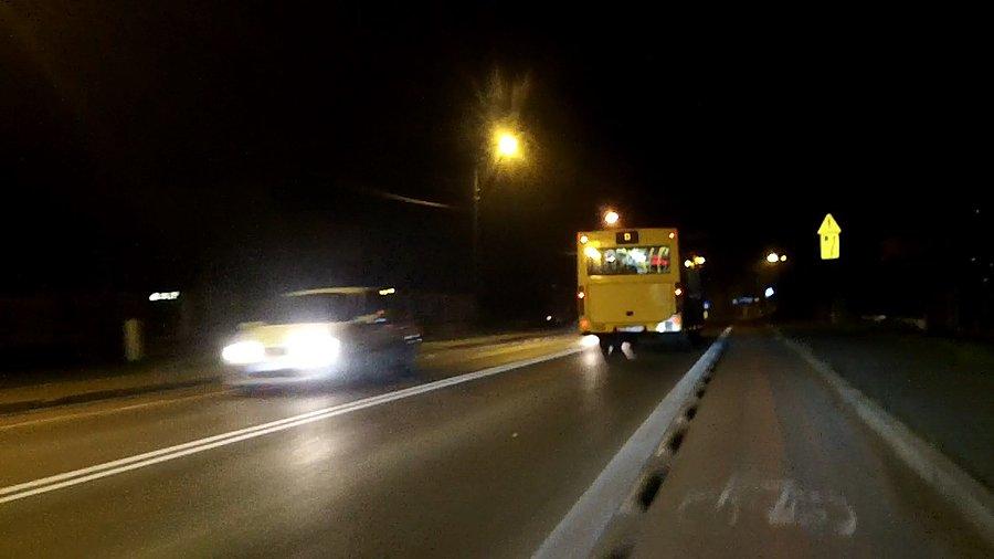 13... na krótkim odcinku może 2km... 3 razy korkowała drogę