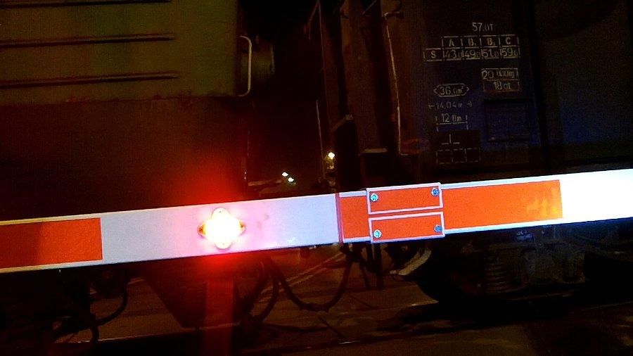 Stanął... na kilka minut, później ruszył... w sumie prawie 10 minut z głowy