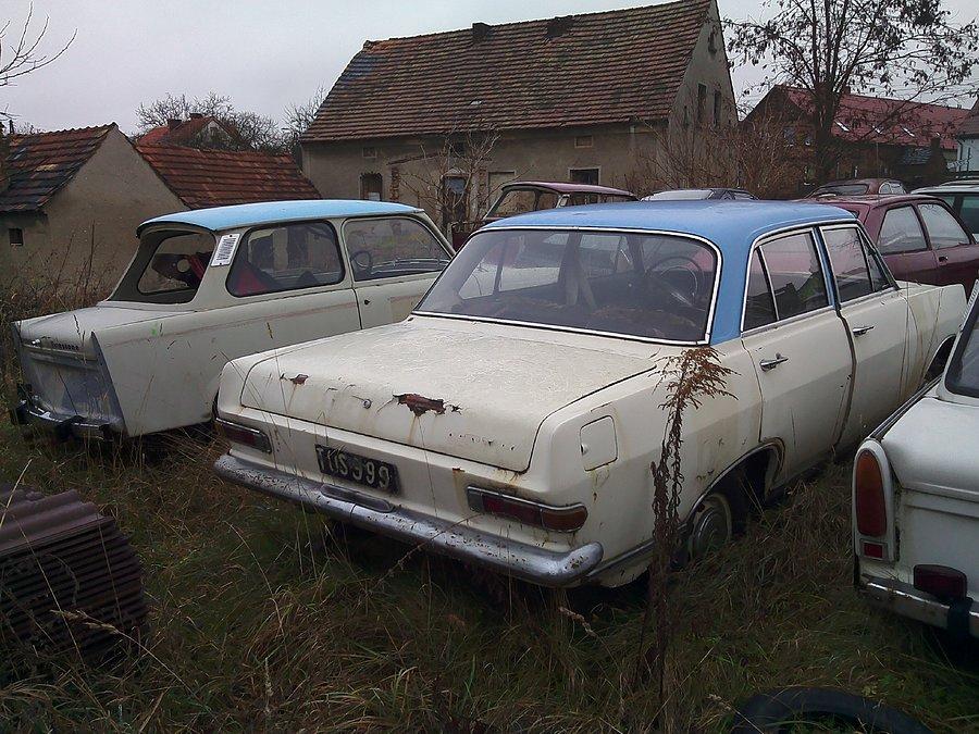 Trabanty i coś z epoki