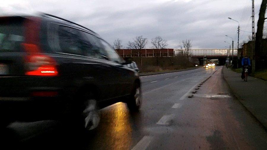 Ktoś na rowerku :)