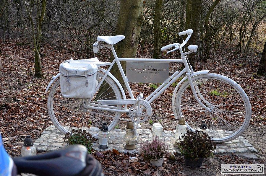 Ghost Bike