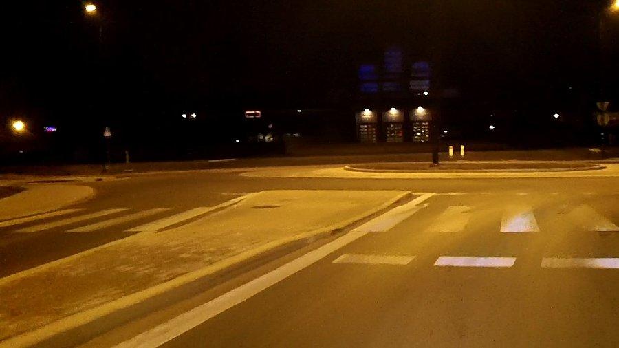 Pustki na rondzie na Jagielońskiej