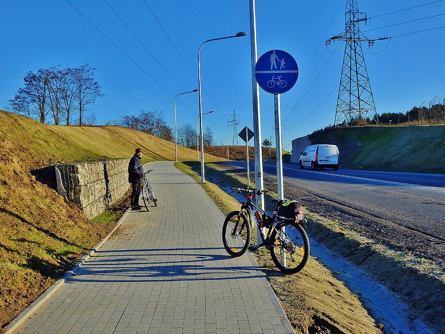 Okolice Tczewa, Niedawno otwarta nowa ulica - Poligonowa, przebiega przez dawne tereny wojskowe