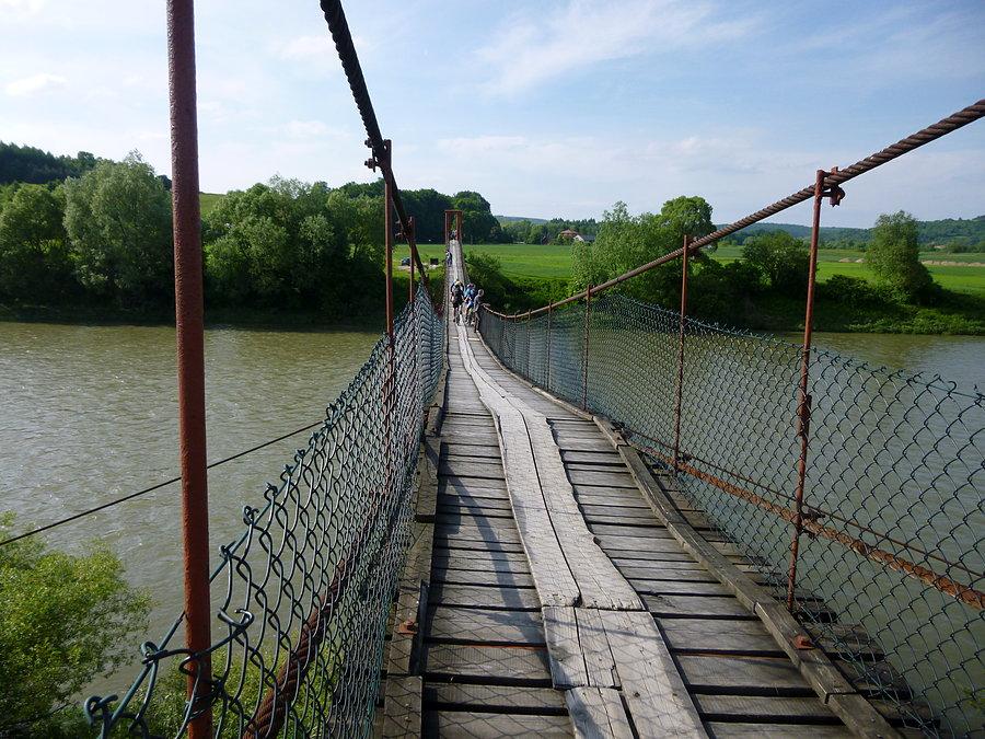 Kładka nad Sanem