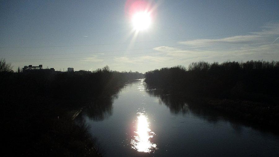 To już ostatnie i miłe promienie słońca nad Wartą z rocznika 2015 :)