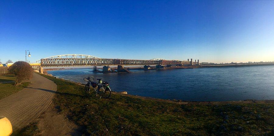 Sylwestrowa panoramka Wisełki i mostu w Tczewie