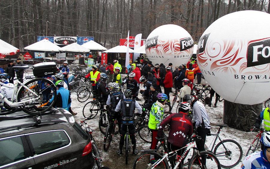 Sporo rowerowych maniaków się zjawiło, to bardzo miłe jak na zimową aurę :)