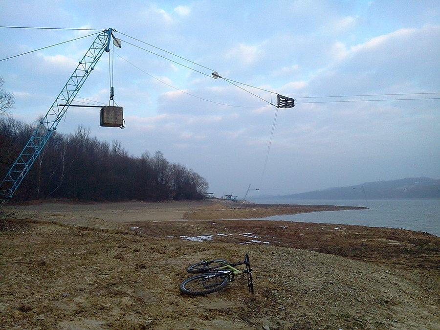 A tu można śmigać na nartach wodnych